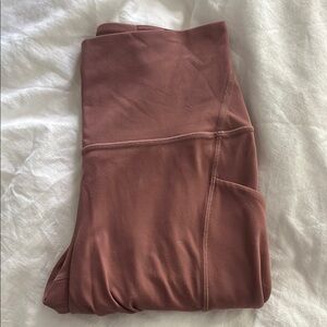 Lululemon Align with pockets size 6 length 26”